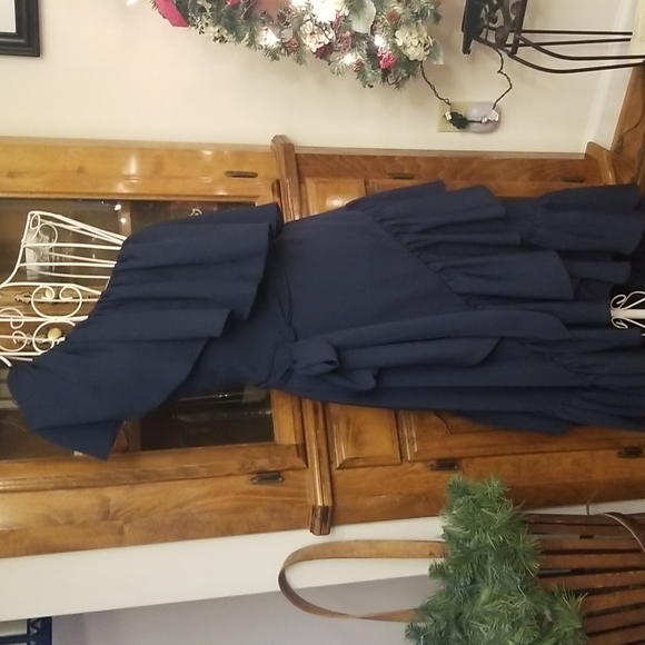 Stunning Vintage Navy Ruffled Dress - Picture 6 of 15
